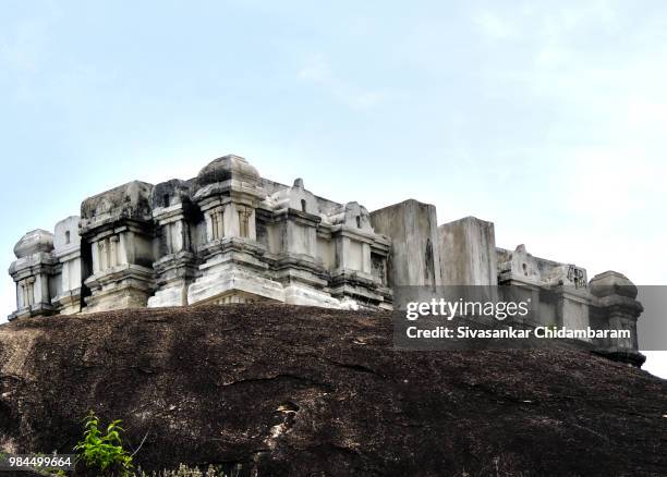 ancient jain architecture - chidambaram stock pictures, royalty-free photos & images