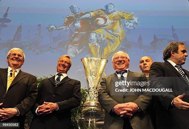President of the German Football Association Theo Zwanziger, Hamburg Mayor Ole von Beust, German football legend Uwe Seeler, Shakhtar Donetsk player...