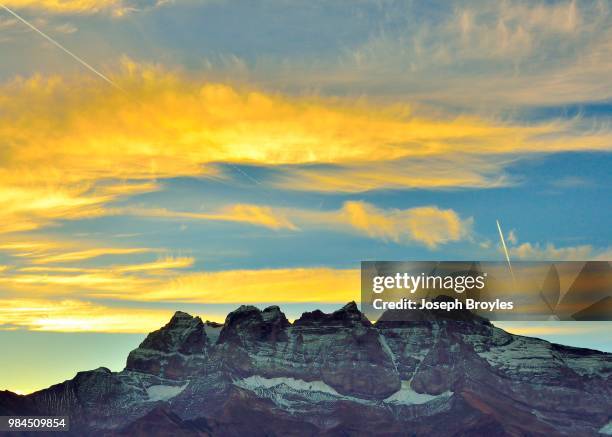 twilight at the dents du midi - dents du midi stock-fotos und bilder