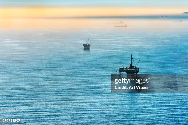 pacific offshore oil platforms - oil rig stock pictures, royalty-free photos & images