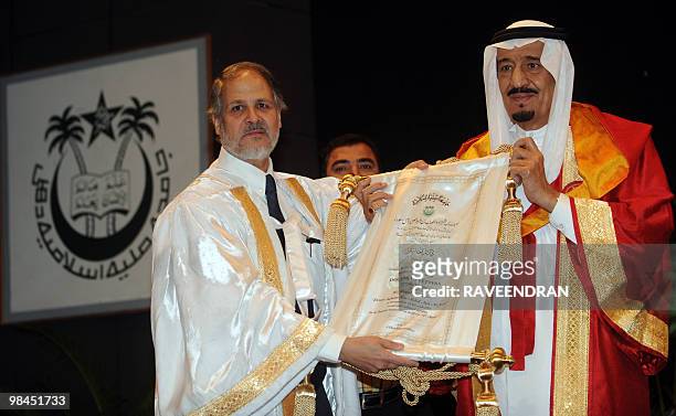 Vice Chancellor of the Jamia Millia Islamia University, Najeeb Jung presents the degree of Doctor of Letters to Saudi Prince Salman bin Abdulaziz...