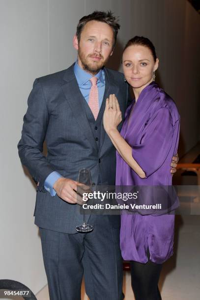 Alasdhair Willis and Stella McCartney attend the Stella McCartney And Established & Sons Dinner on April 14, 2010 in Milan, Italy.