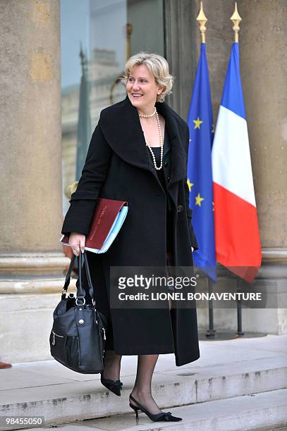 France's Junior Minister for Familly Nadine Morano leaves the weekly cabinet meeting on April 14, 2010 at the Elysee Palace in Paris. AFP PHOTO /...
