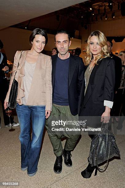 Martina Codecasa, Giambattista Valli and Carolina Crescentini attend the Stella McCartney And Established & Sons Dinner on April 14, 2010 in Milan,...