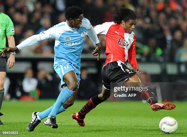 Ayodele Adeleye of Sparta Rotterdam challenges Georginio Wijnaldum of Feyenoord during their football match in Rotterdam, on April 14, 2010. AFP...