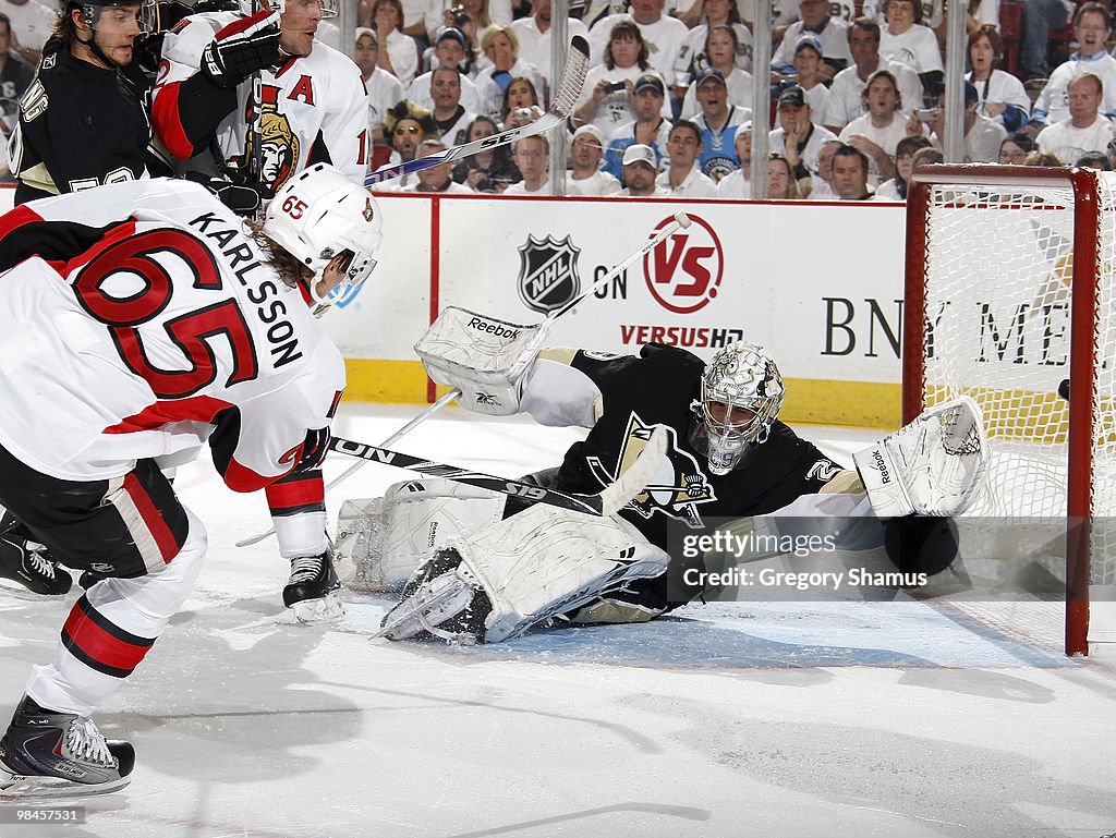 Ottawa Senators v Pittsburgh Penguins - Game One