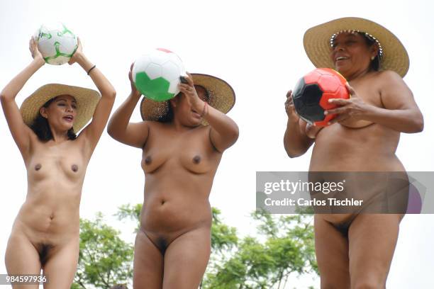 Members of Indigenous '400 Pueblos' protest against the Government at Reforma Avenue on June 23, 2018 in Mexico City, Mexico.