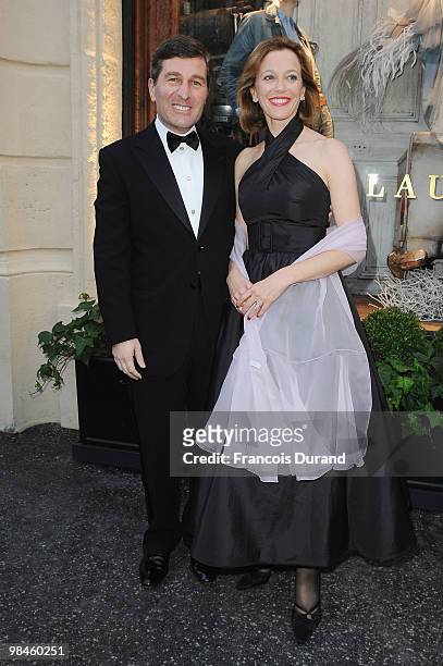 Ambassador to France Charles Rivkin and Susan Tolson attend the Ralph Lauren dinner to celebrate the flagship opening on April 14, 2010 in Paris,...