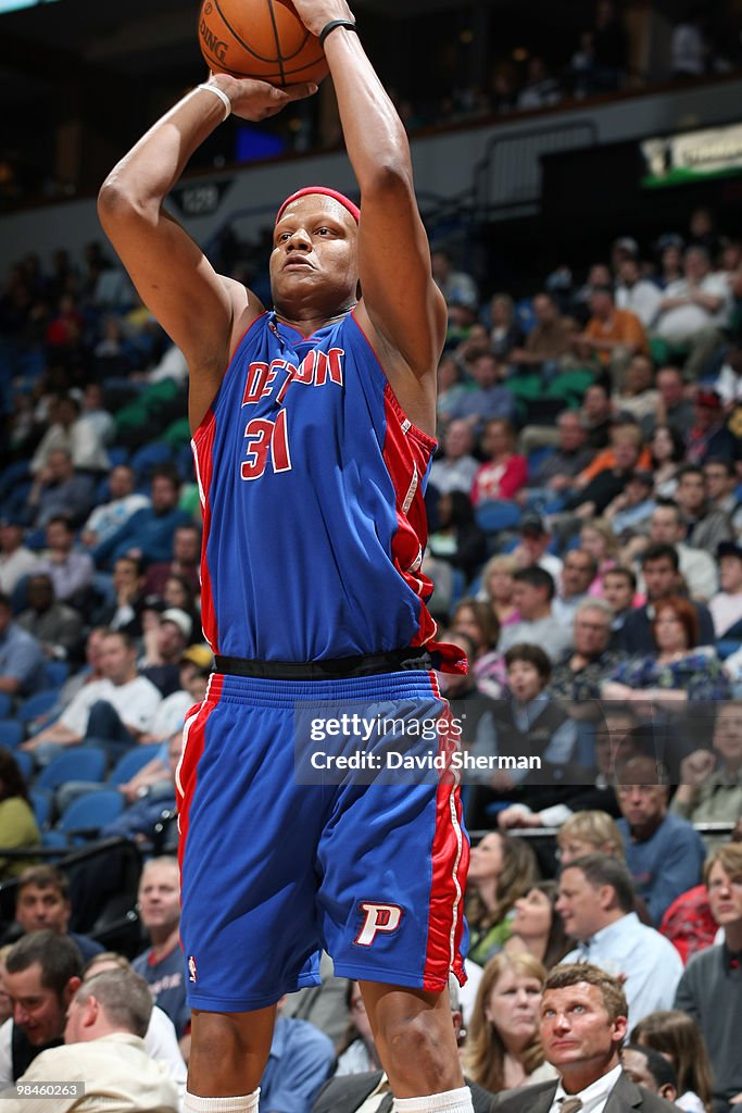 Detroit Pistons v Minnesota Timberwolves