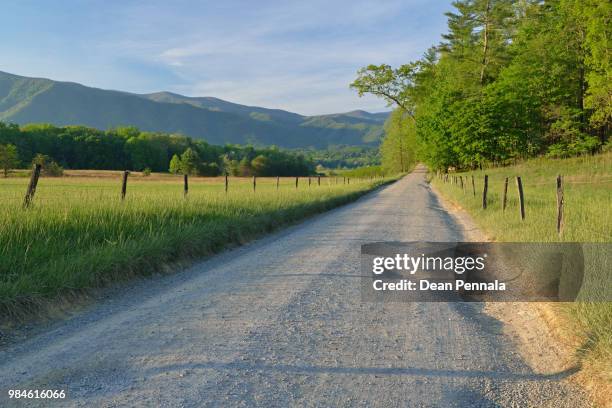 hyatt lane cades cove - cades cove imagens e fotografias de stock