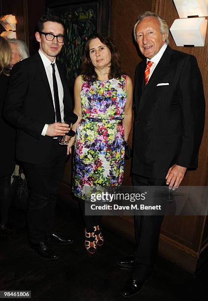 Erdem Moralioglu, Alexandra Shulman and Harold Tillman attend the Vogue Designer Fashion Fund Cocktail Party at The Ivy on April 14, 2010 in London,...