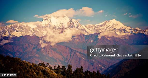 panaramic dhaulagiri in himalayas mountain nepal - dhaulagiri ストックフォトと画像