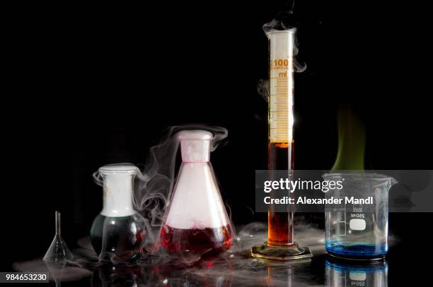 chemie - chemie stock pictures, royalty-free photos & images