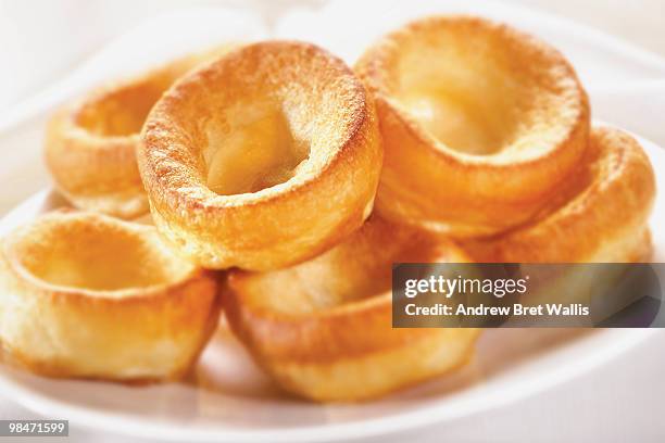 yorkshire puddings on a white bowl  - yorkshirepudding bildbanksfoton och bilder