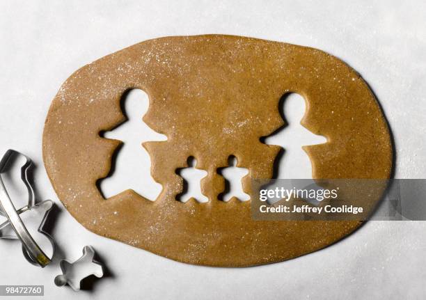 gingerbread cookies - figurita de jengibre fotografías e imágenes de stock