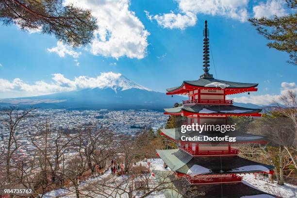 mt.fuji and red chureito pagoda in winter - doctoregg stock pictures, royalty-free photos & images