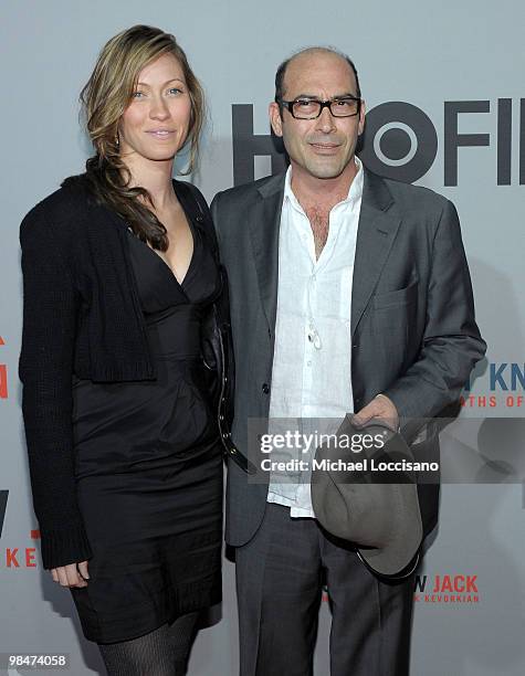 Actor John Ventimiglia and guest attend the HBO Films' "You Don't Know Jack" premiere at Ziegfeld Theatre on April 14, 2010 in New York City.