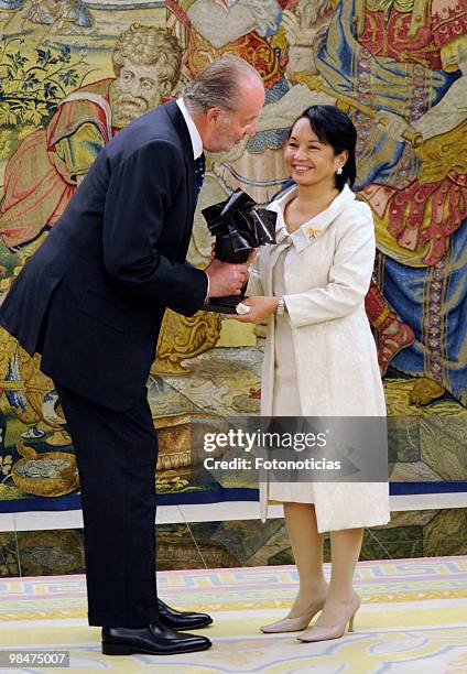 King Juan Carlos of Spain delivers 'Don Quijote De La Mancha' International Award to President of Philippines Gloria Macapagal Arroyo, at Zarzuela...