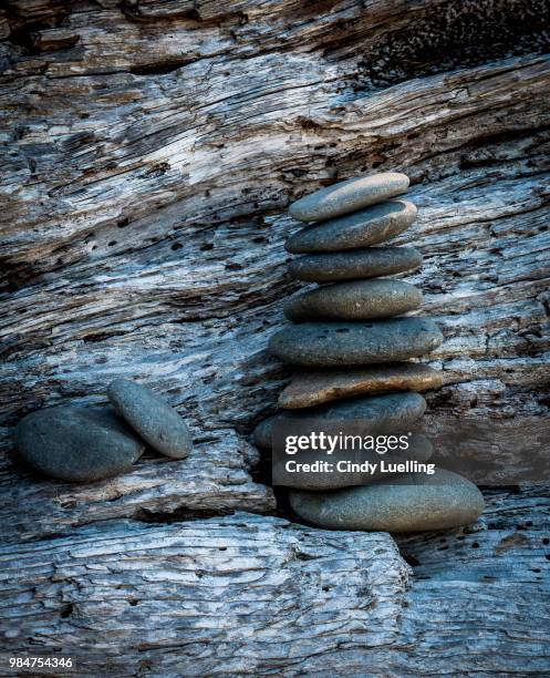 Stacking Rocks Ocean Photos and Premium High Res Pictures - Getty Images