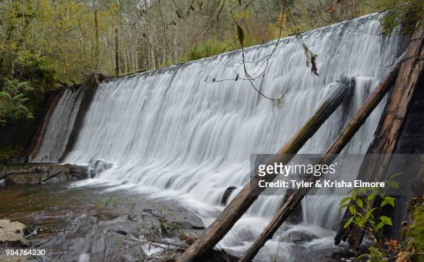 bear creek hydro dam - elmore stock pictures, royalty-free photos & images