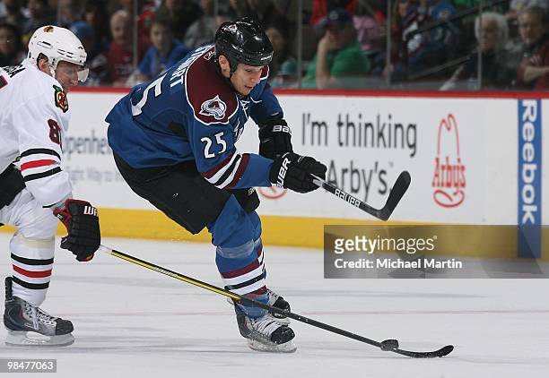 Chris Stewart of the Colorado Avalanche skates against the Chicago Blackhawks at the Pepsi Center on April 9, 2010 in Denver, Colorado. Chicago beat...