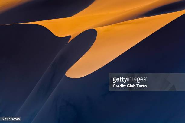 dreams of sands - desert dunes stock pictures, royalty-free photos & images
