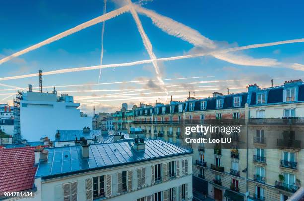 bonjour, paris - bonjour ストックフォトと画像