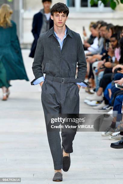 Model walks the runway during the Officine Generale Menswear Spring/Summer 2019 fashion show as part of Paris Fashion Week on June 24, 2018 in Paris,...