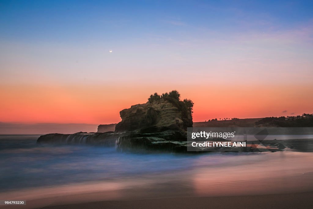 SUNSET SERULING SAMUDRA