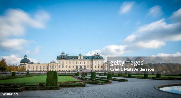 drottningholm castle - drottningholm palace stock-fotos und bilder