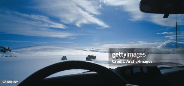 all terrain vehicle tour on glacier - highlands-of-iceland stockfoto's en -beelden