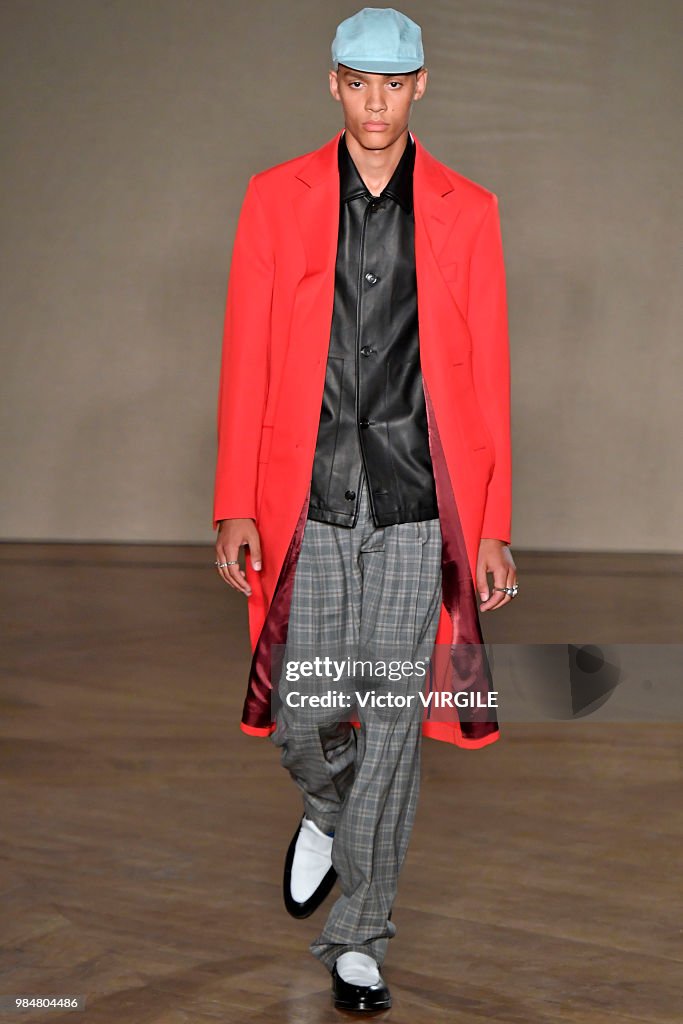 Paul Smith : Runway - Paris Fashion Week - Menswear Spring/Summer 2019