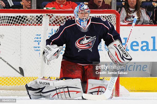 Goaltender Steve Mason of the Columbus Blue Jackets guards the net against the Detroit Red Wings on April 9, 2010 at Nationwide Arena in Columbus,...