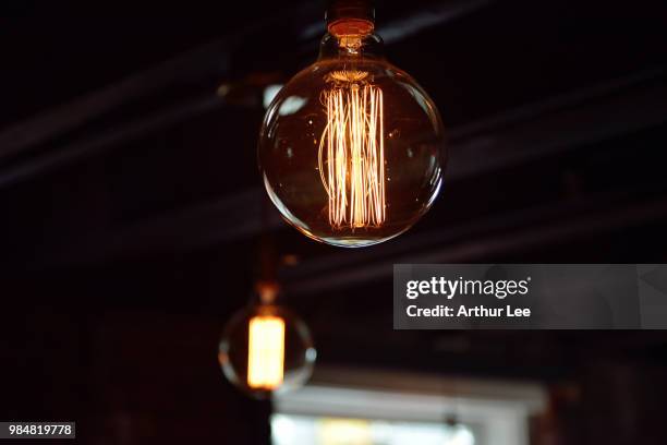 antique lights - antique lightbulb stockfoto's en -beelden