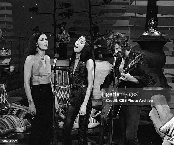 Entertainers Rita Coolidge, Cher and Kris Kristofferson on "The Carol Bunett Show" on March 14, 1975 in Los Angeles, California.