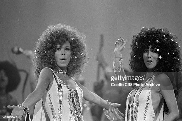 Actors Carol Burnett and guest star Cher on "The Carol Bunett Show" on August 15, 1975 in Los Angeles, California.