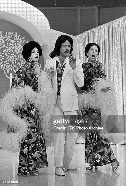 Actors Vicki Lawrence, Carol Burnett and Harvey Korman as Tony Orlando and Dawn in a still from "The Carol Bunett Show" on December 13, 1975 in Los...