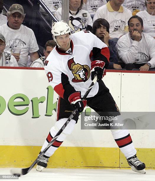 Jason Spezza of the Ottawa Senators makes a pass against the Pittsburgh Penguins in Game One of the Eastern Conference Quarterfinals during the 2010...