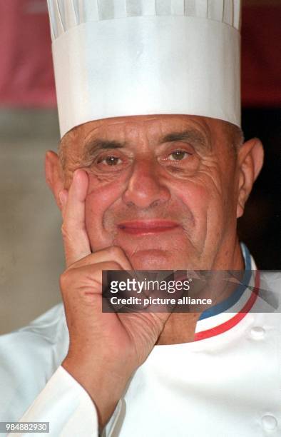An archive photo from 21 Septermber 1998 shows French chef Paul Bocuse, who recently died at age 91. Photo: Stephanie Pilick/dpa - Nutzung nur nach...