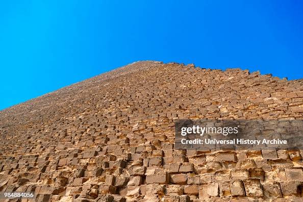 Pyramids Age The Great Pyramid of Giza . oldest and largest of the three pyramids ...