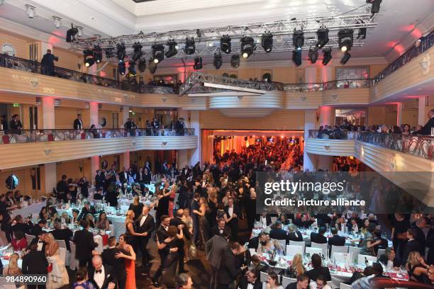 Guests dancing and celebrating at the 45th German Film Ball in the Bayerischer Hof in Munich, Germany, 20 January 2018. Photo: Ursula Düren/dpa