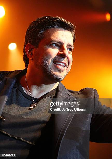 Singer Luis Enrique performs during Telemundo's Latin Billboard Concert Series at the Nokia Theatre on April 15, 2010 in New York City.