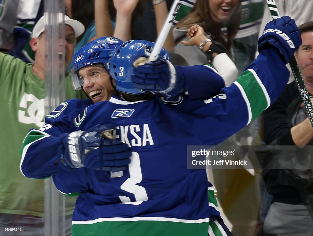 Los Angeles Kings v Vancouver Canucks - Game One