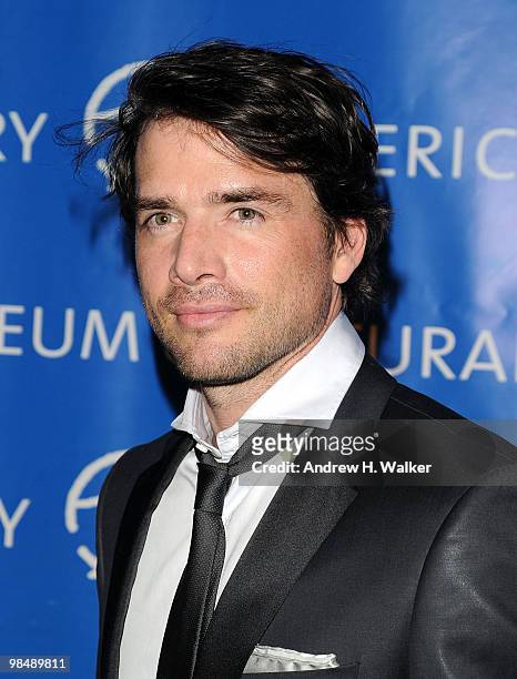 Actor Matthew Settle attends the 2010 AMNH Museum Dance at the American Museum of Natural History on April 15, 2010 in New York City.