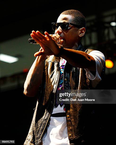 Fabolous performs at Haiti Relief Concert at the Alfred Lawson, Jr. Teaching Center Gymnasium on the campus of Florida A&M University on April 15,...