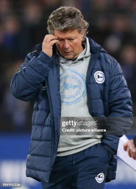 Bielefeld head coach Jeff Saibene during the German Second Bundesliga soccer match between Arminia Bielefeld and SpVgg Greuther Fuerth in the Schueco...