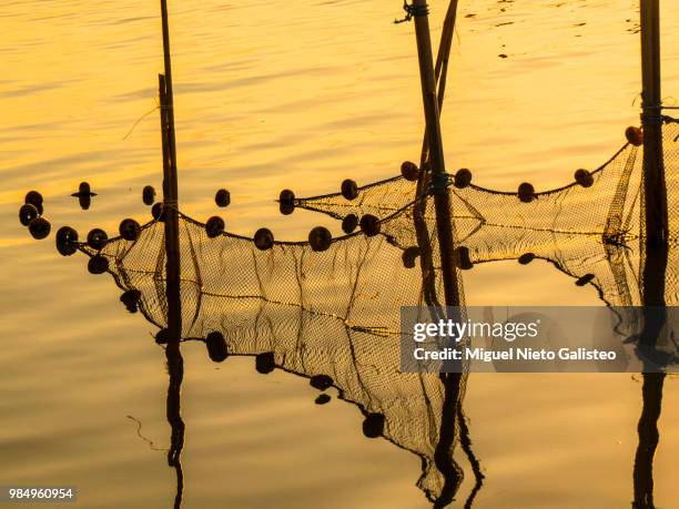 artes de pesca - pesca stockfoto's en -beelden