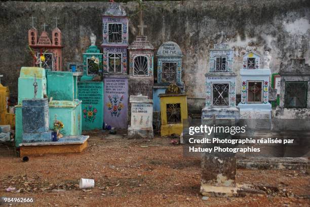 hoctun, a mayan cemetery in yucatan - hatuey photographies stock pictures, royalty-free photos & images