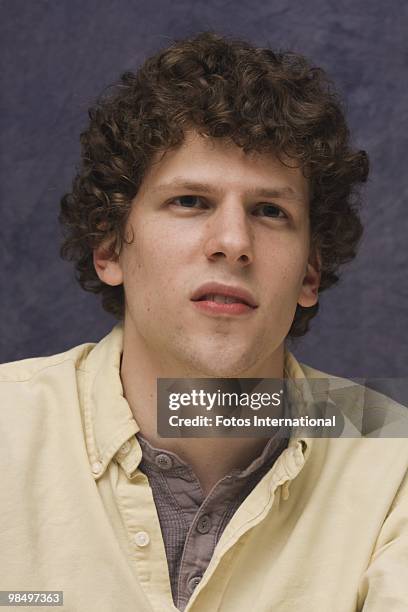 Jesse Eisenberg at the Four Seasons Hotel in Beverly Hills, California on March 14, 2009. Reproduction by American tabloids is absolutely forbidden.