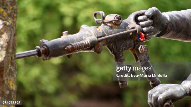 bohrmaschine - power drill - bohrmaschine stockfoto's en -beelden